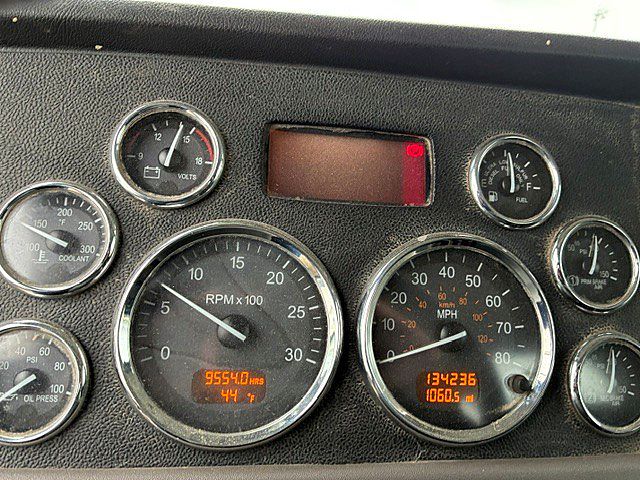 2015 Peterbilt 367