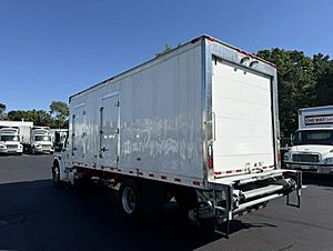 2020 Freightliner M2 106