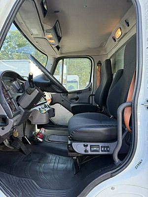 2020 Freightliner M2 106