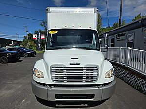 2015 Freightliner M2 106
