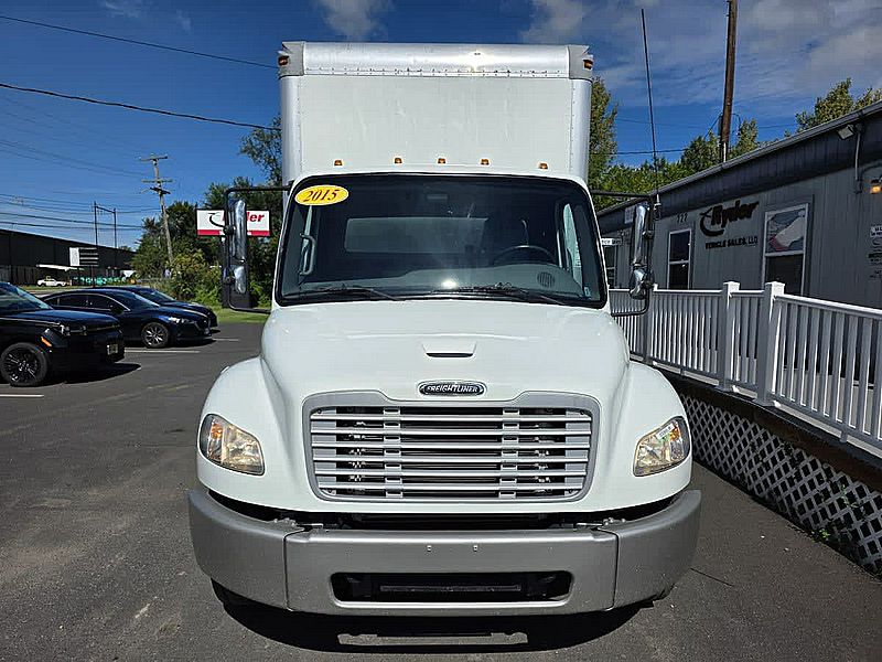 2015 Freightliner M2 106