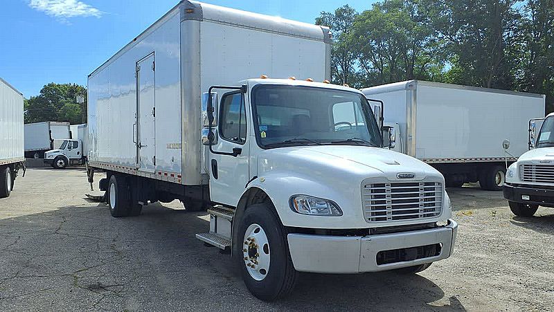 2019 Freightliner M2 106