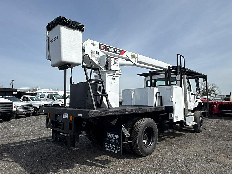 2014 Freightliner M2