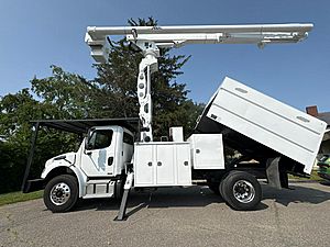2012 Freightliner M2 106 - Bucket Truck