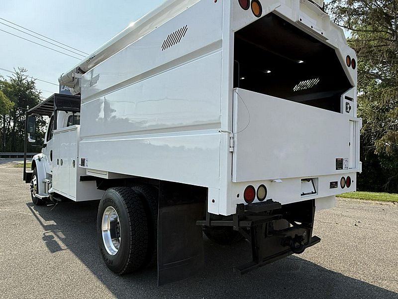 2012 Freightliner M2 106