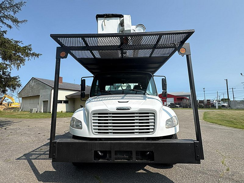 2012 Freightliner M2 106