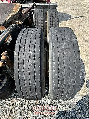 2011 Freightliner M2