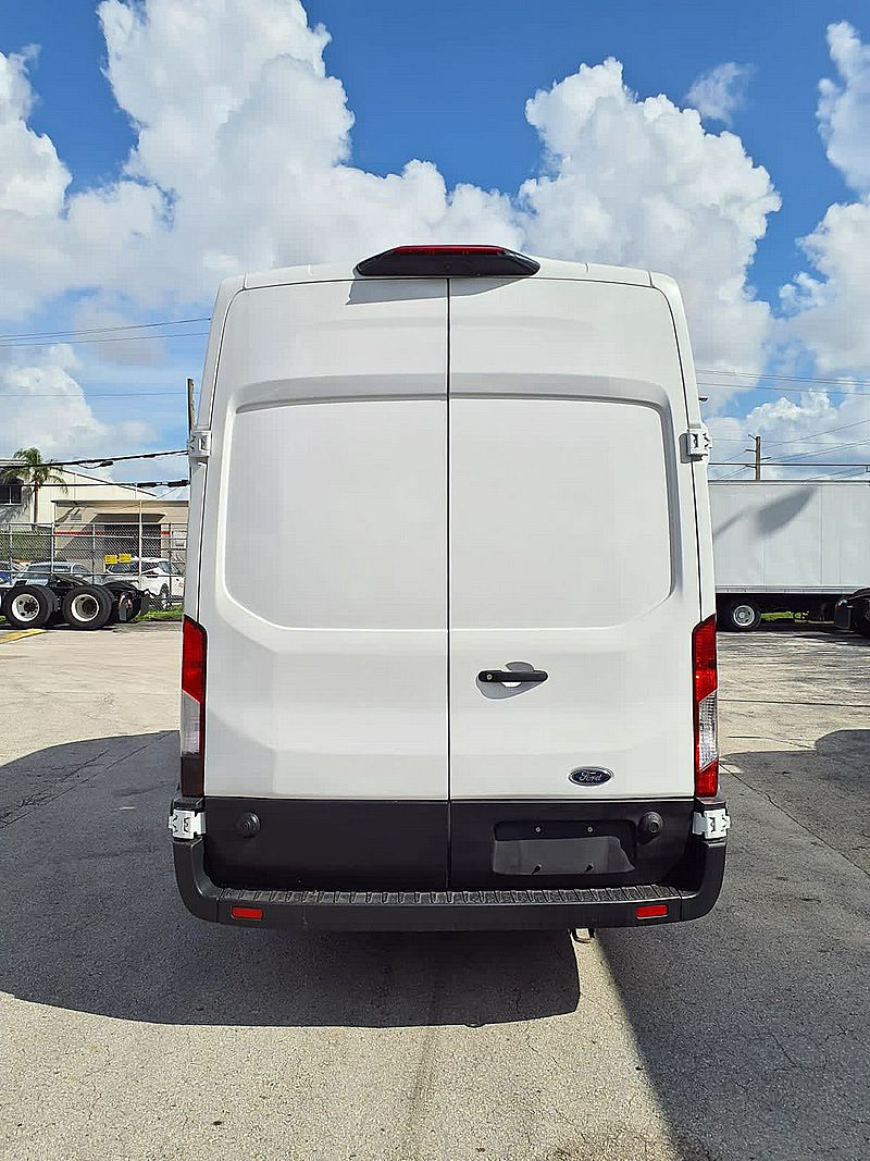 2019 Ford T250