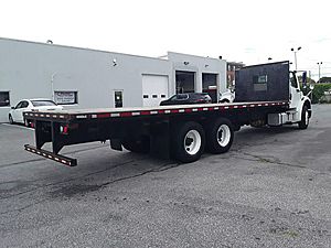 2019 Freightliner M2 106