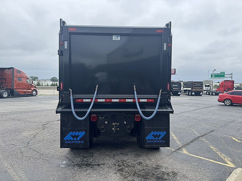 2026 Mack GR64F