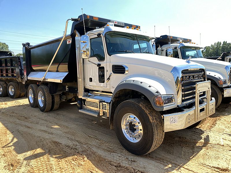 2026 Mack GR64F