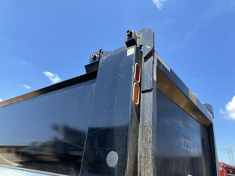 2026 Mack GR64F