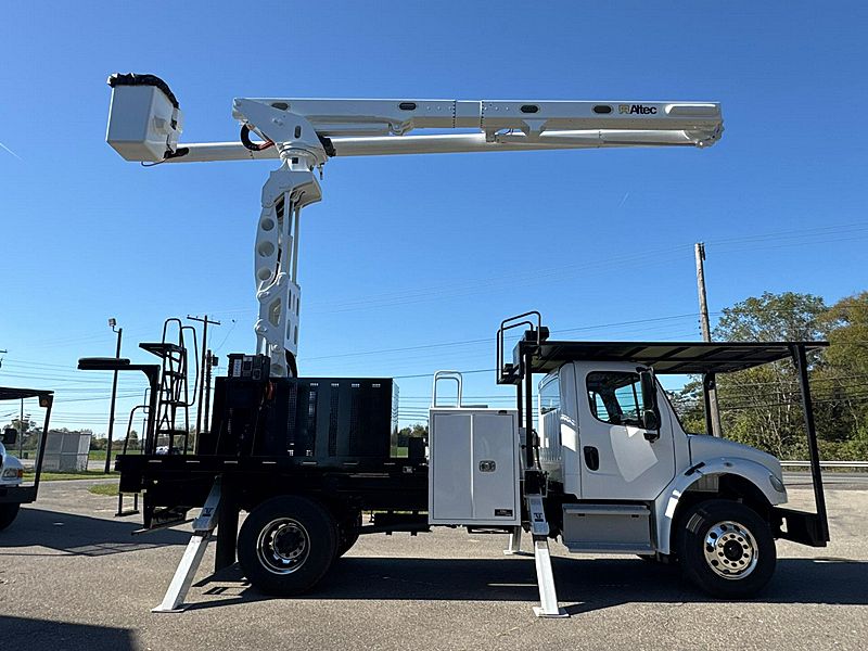 2018 Freightliner M2