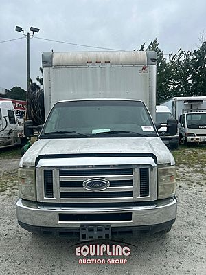 2013 Ford E350 - Box Van