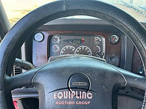 2011 Freightliner M2