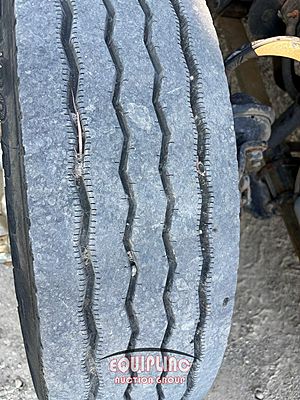 2011 Freightliner M2