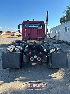 2011 Freightliner M2
