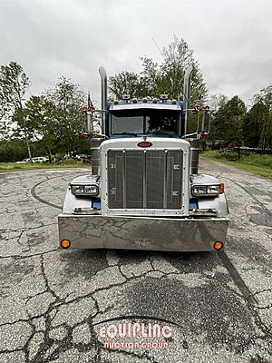 2007 Peterbilt 379 - Sleeper Truck