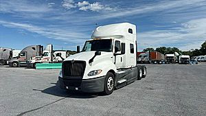 2022 International LT - Sleeper Truck