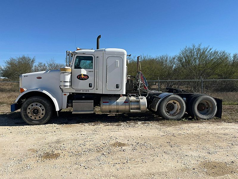 2013 Peterbilt 367