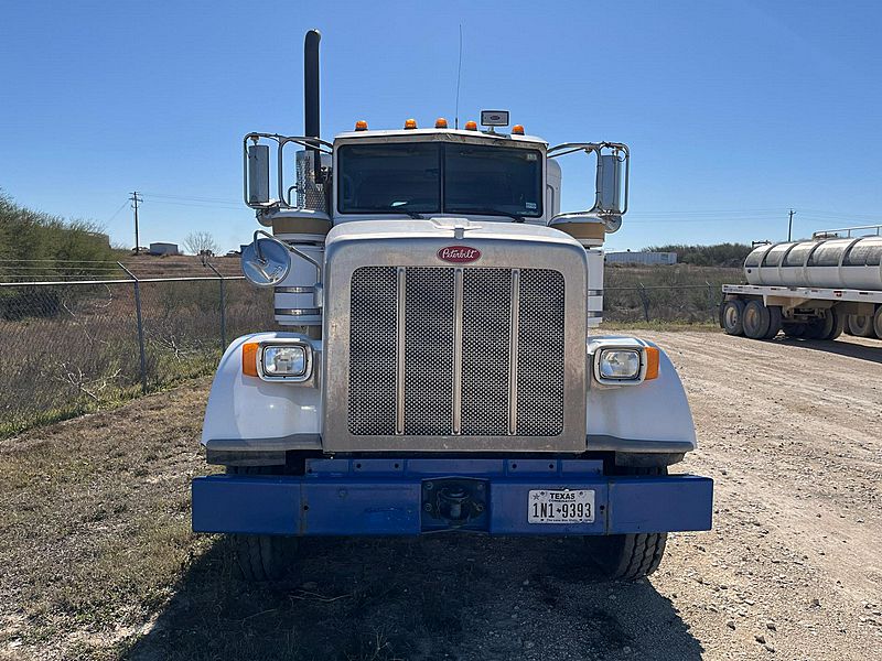 2013 Peterbilt 367