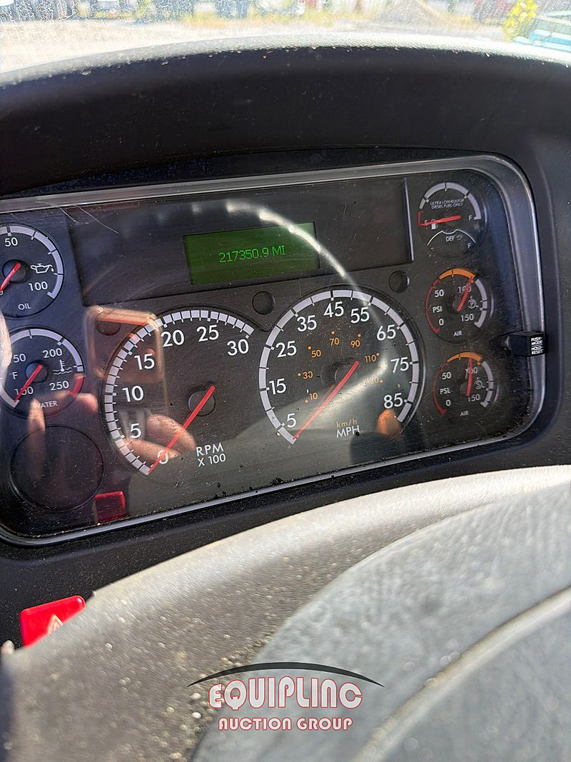 2019 Freightliner M2