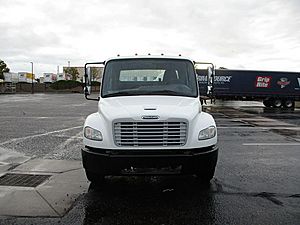 2019 Freightliner M2 106