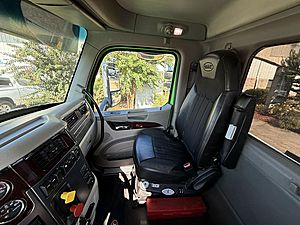 2017 Peterbilt 579