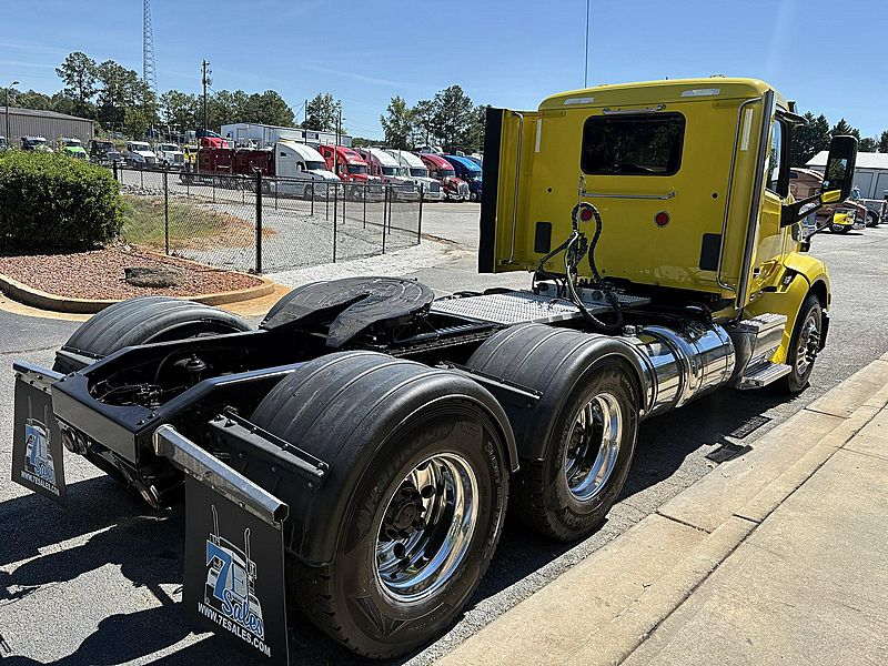 2017 Peterbilt 579