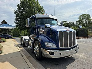 2017 Peterbilt 579
