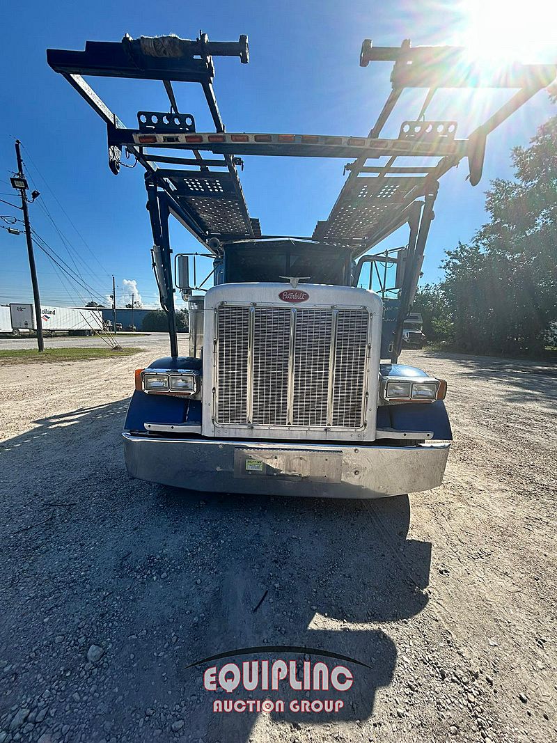 2001 Peterbilt 379