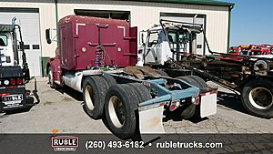 2000 Peterbilt 377 - Sleeper Truck