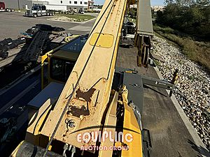 2005 GROVE RT530E