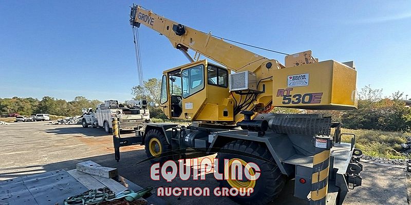 2005 GROVE RT530E