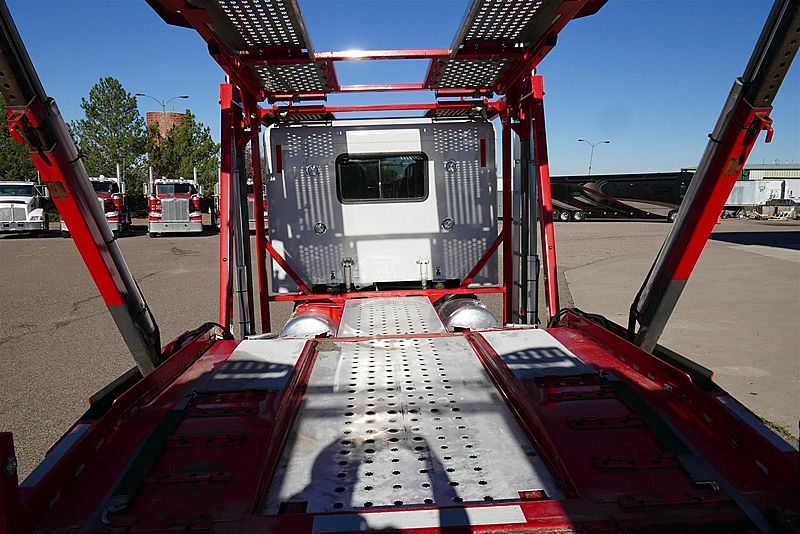 2020 Peterbilt 389