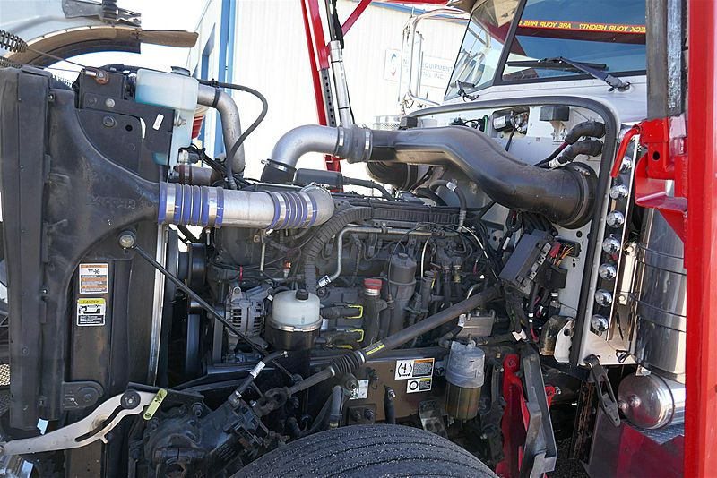 2020 Peterbilt 389
