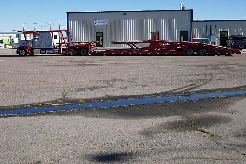 2020 Peterbilt 389