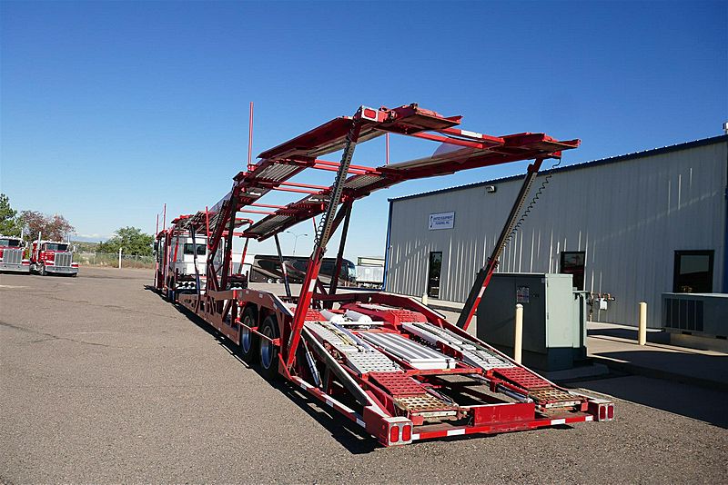 2020 Peterbilt 389