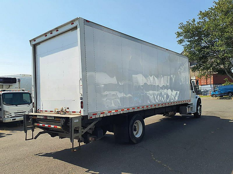 2020 Freightliner M2 106