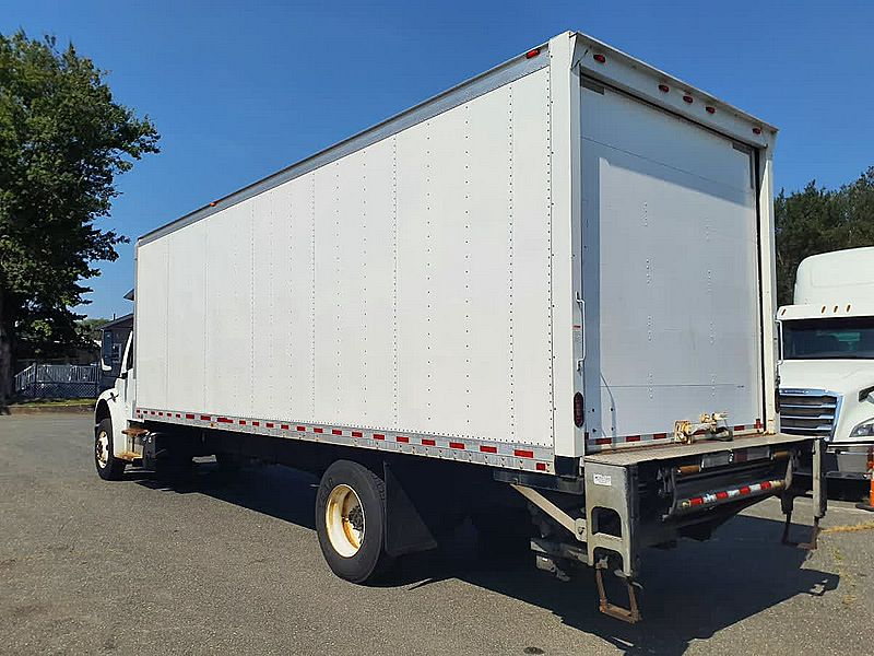 2020 Freightliner M2 106