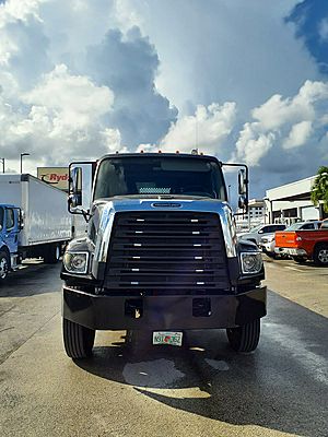 2018 Freightliner 108SD