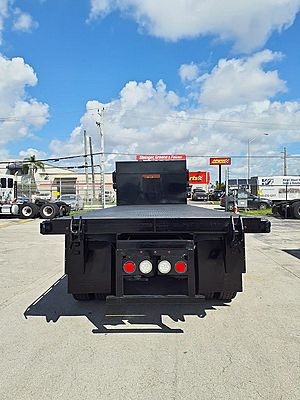 2018 Freightliner 108SD