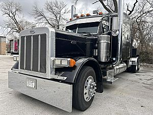 2006 Peterbilt 379 - Sleeper Truck
