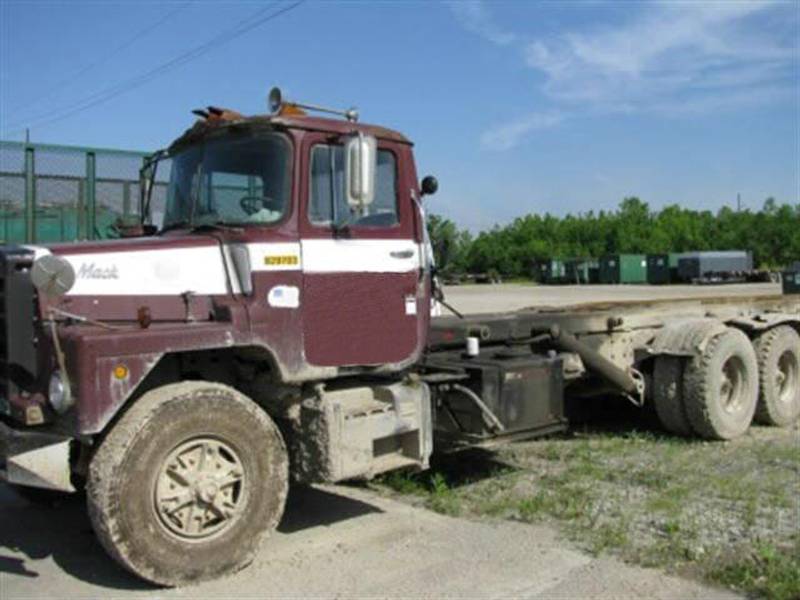 1979 Mack Dm690s For Sale Roll Off C098