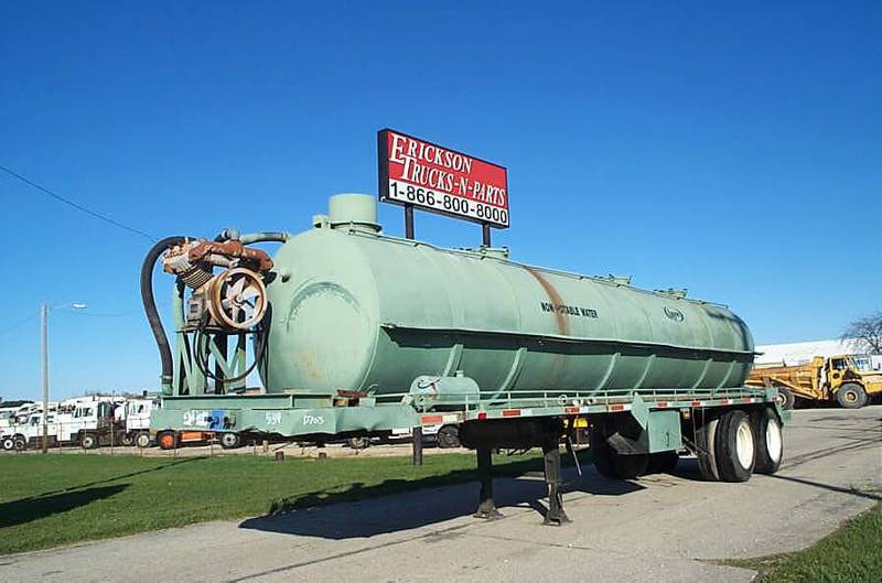 1111 Unknown Water Tanker