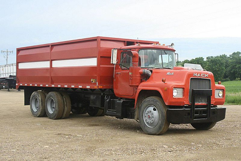1976 Mack R600 (For Sale) | Grain | With Video | #G374