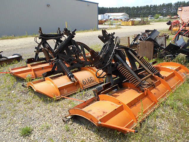 2004 Monroes Plows