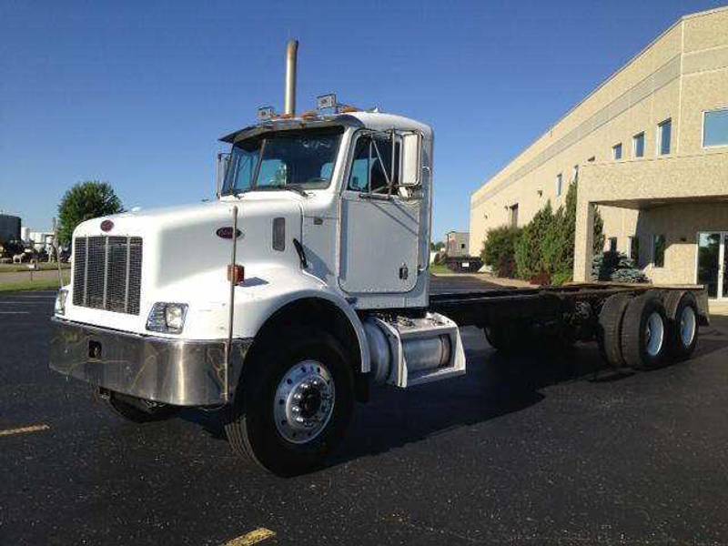 2004 Peterbilt 330 (For Sale) | Semi Truck | #387902